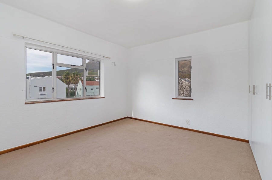 2 Bedroom Property for Sale in Oranjezicht Western Cape